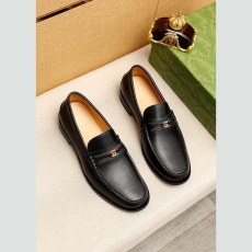 Gucci Leather Shoes